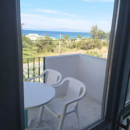 Thea Appartment-studios *